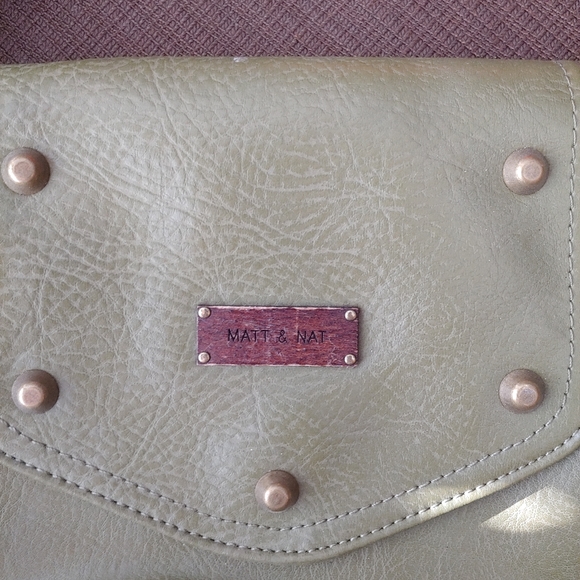 Mat and Nat Army Green tote - Picture 2 of 6